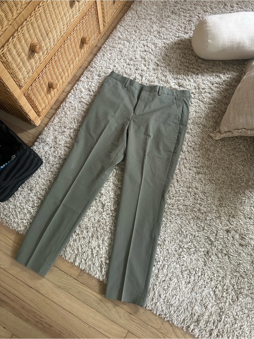 Express Men's Dress Pants in Olive Green